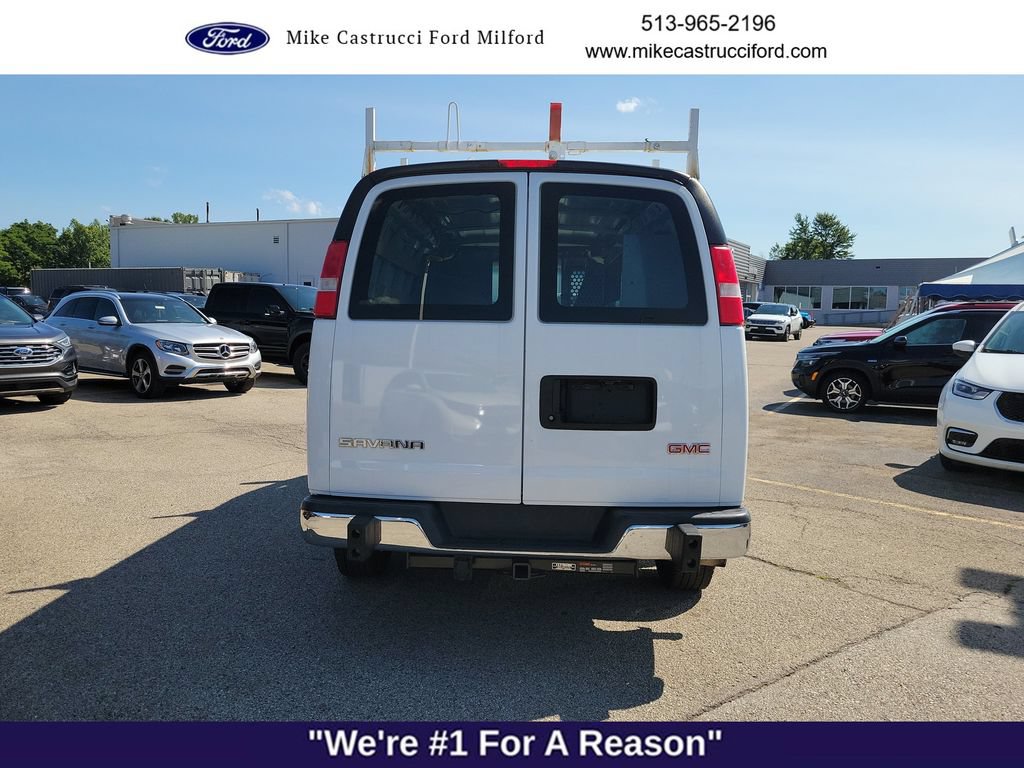 Used 2017 GMC Savana 2500 RWD image 4