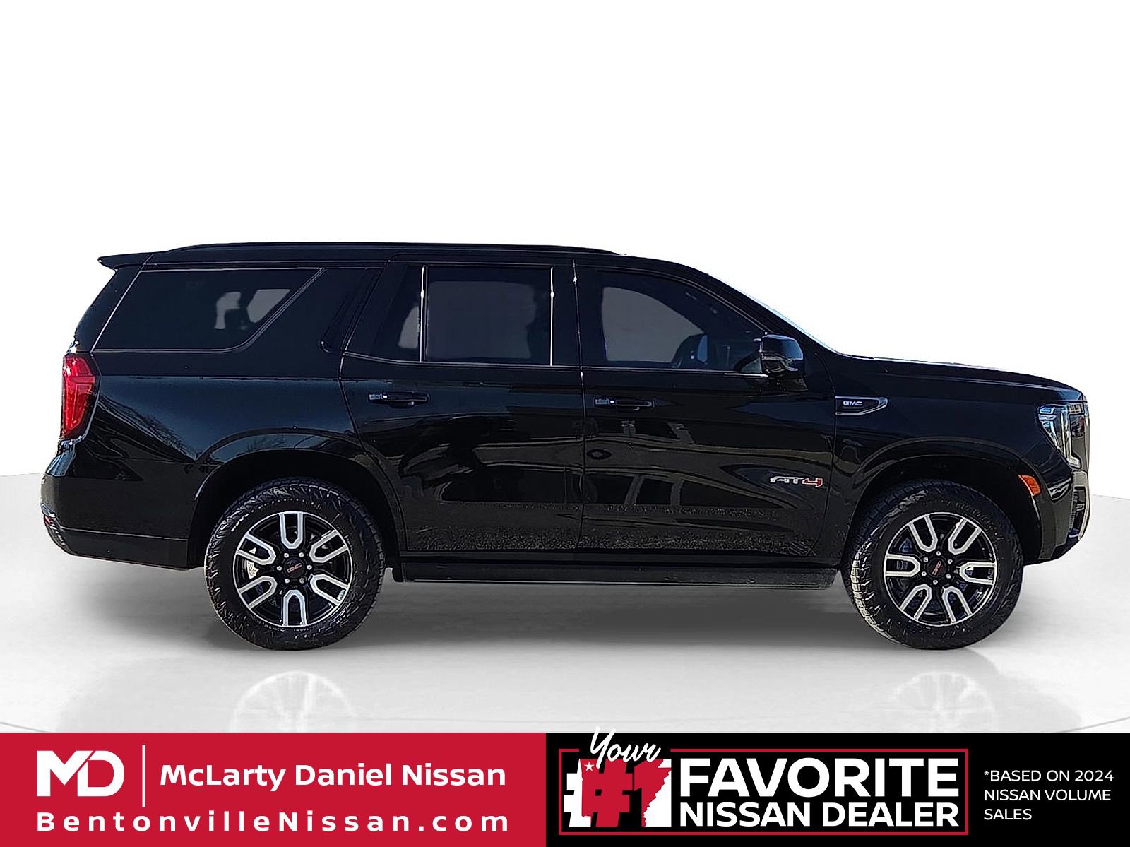 Used 2021 GMC Yukon AT4 w/ AT4 Premium Plus Package image 6