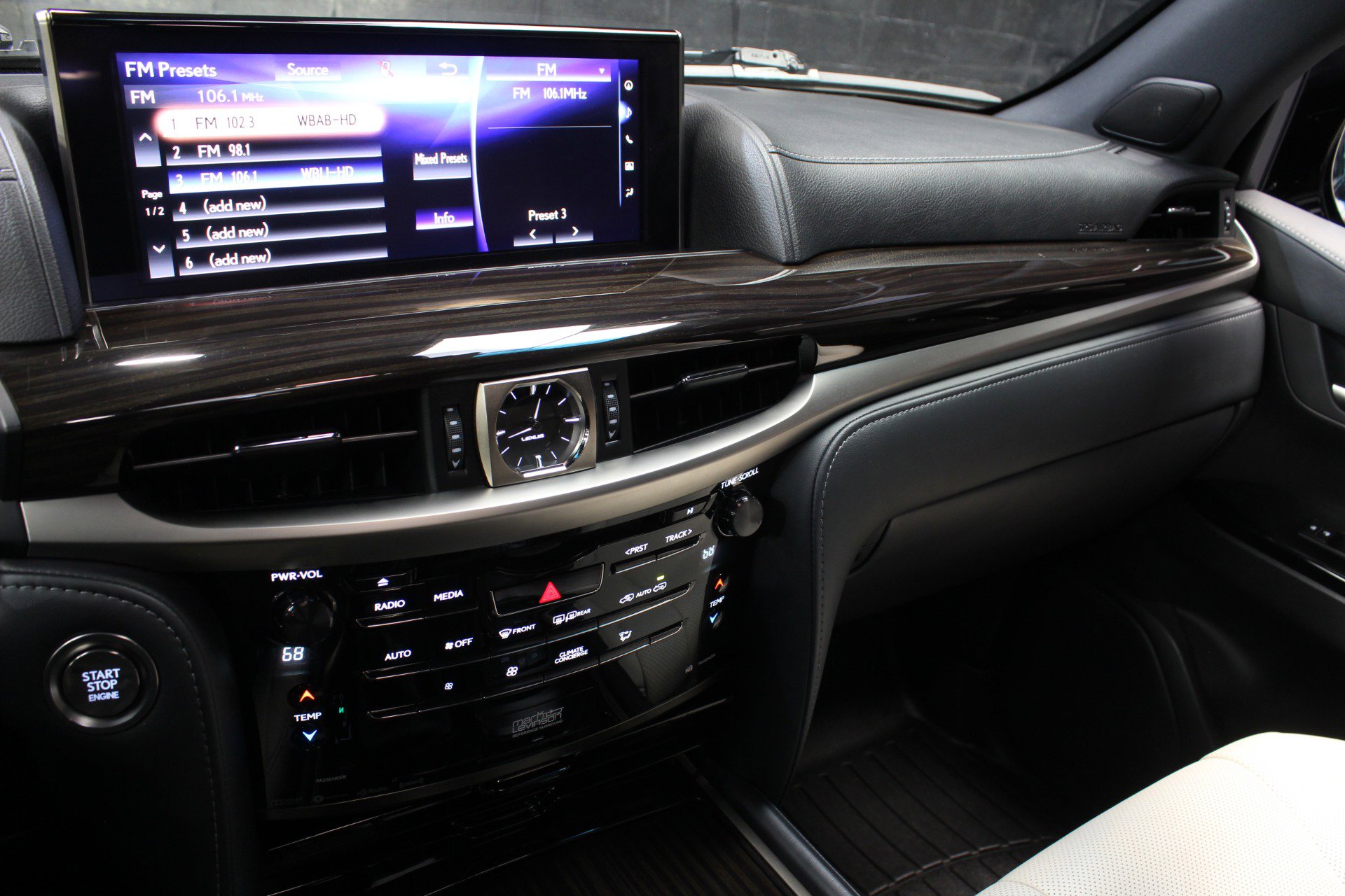 Used 2019 Lexus LX 570 Three-Row Inspiration Series w w/ Inspiration Series image 58