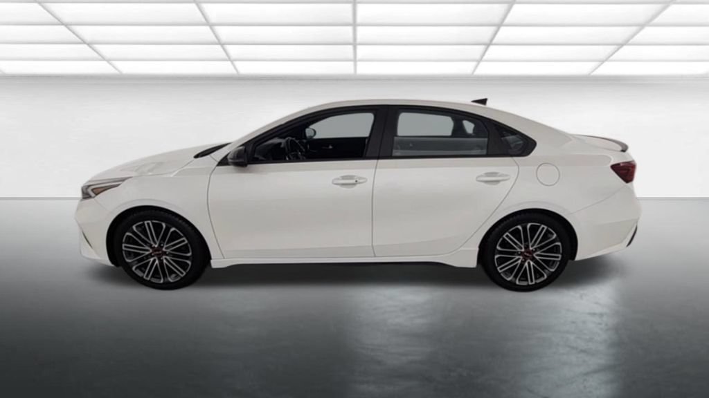 Used 2023 Kia Forte GT FWD image 4