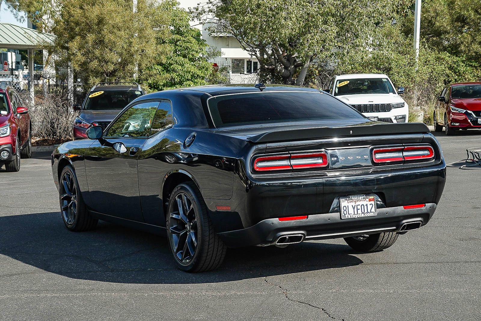 Used 2019 Dodge Challenger SXT w/ Plus Package image 5