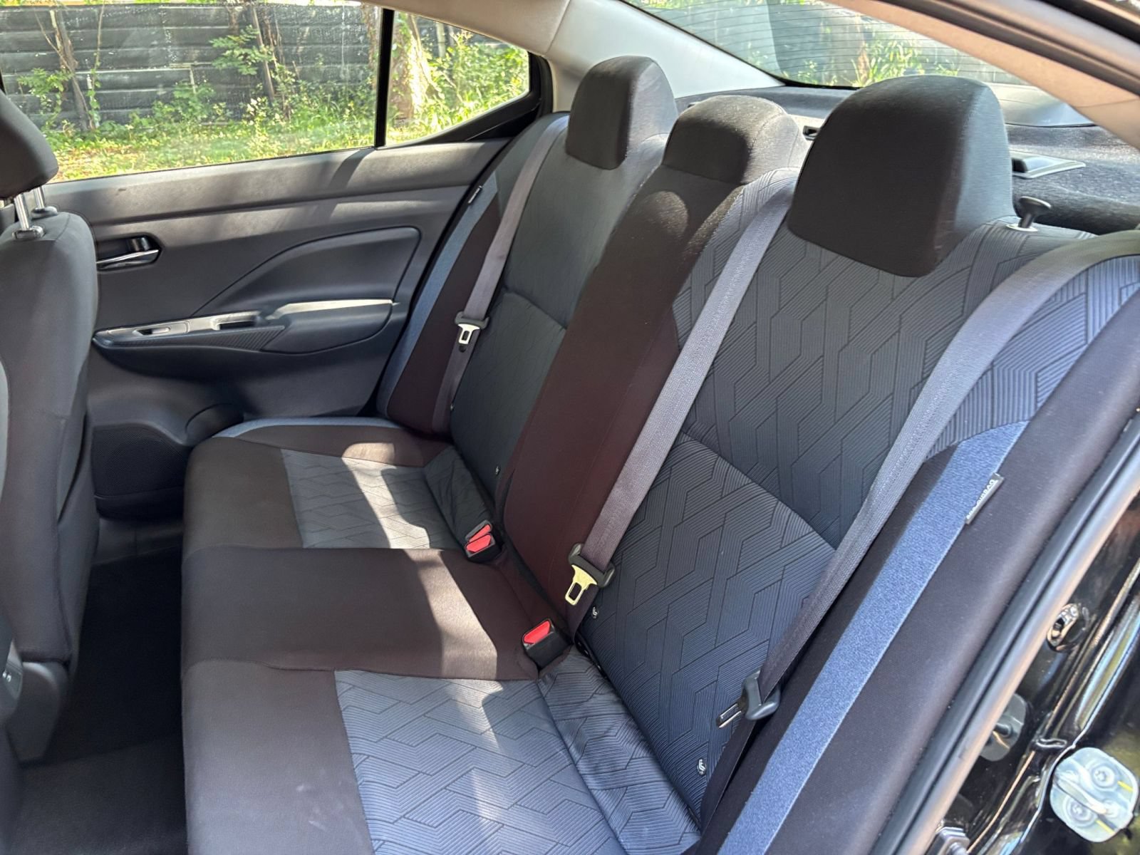 Used 2025 Nissan Versa SV FWD image 36