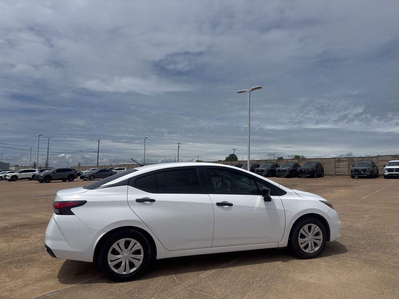 Certified 2022 Nissan Versa S FWD image 23