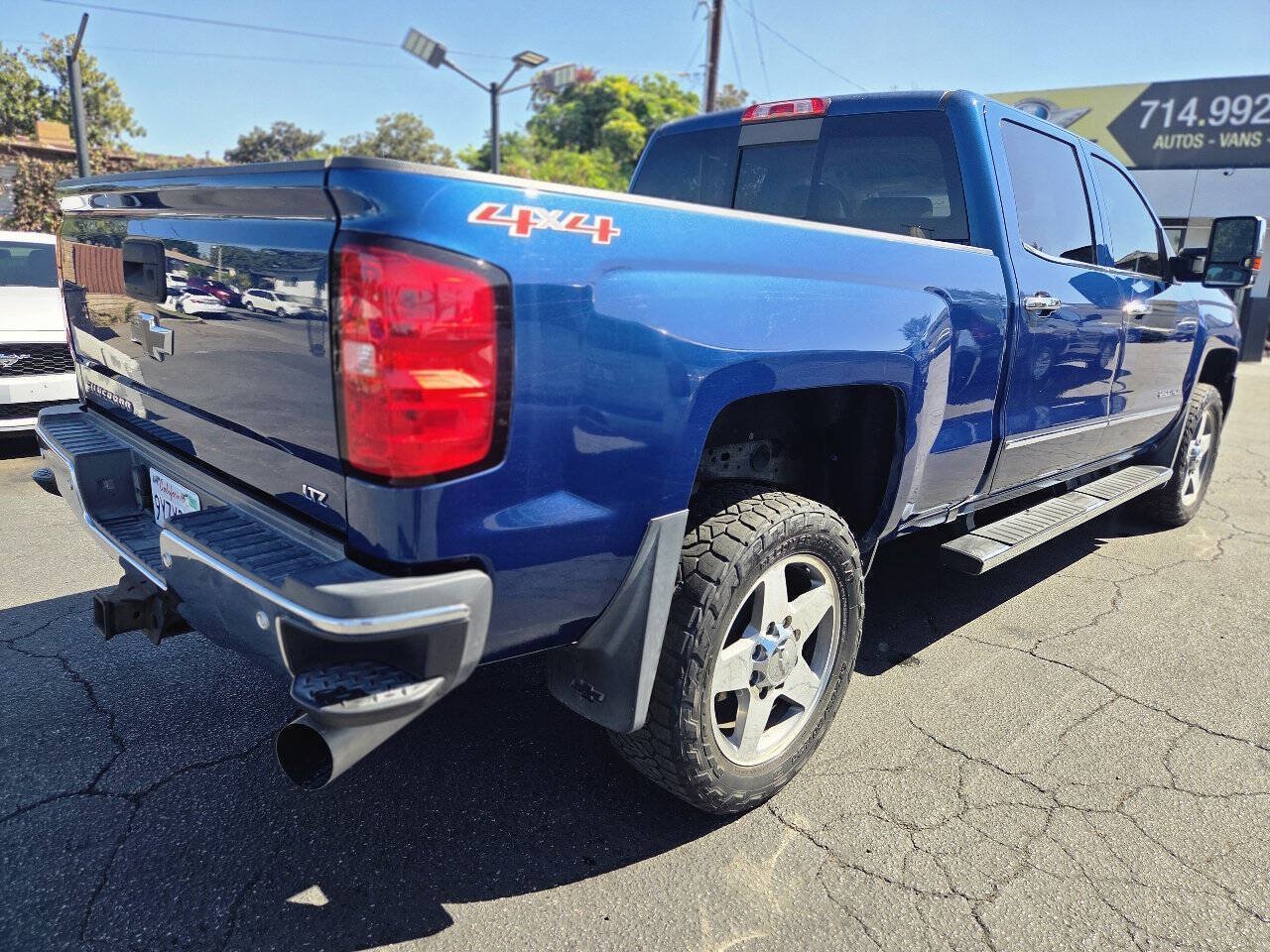 Used 2017 Chevrolet Silverado 2500 LTZ w/ Duramax Plus Package AWD/4WD image 15