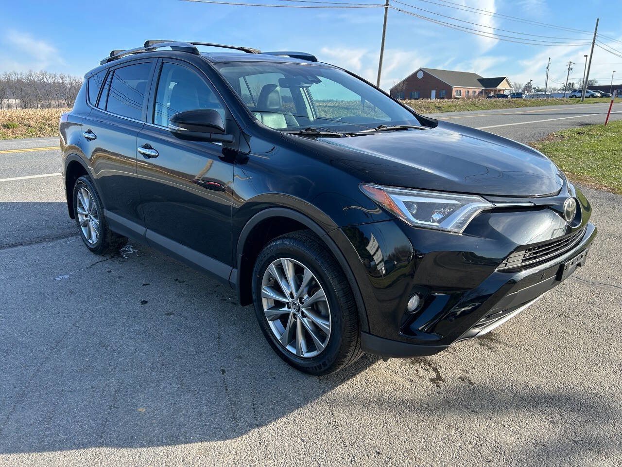 Used 2016 Toyota RAV4 Limited image 4