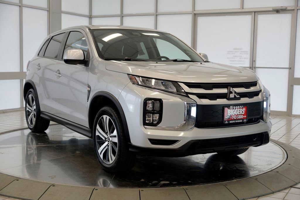 Used 2021 Mitsubishi Outlander Sport ES image 2