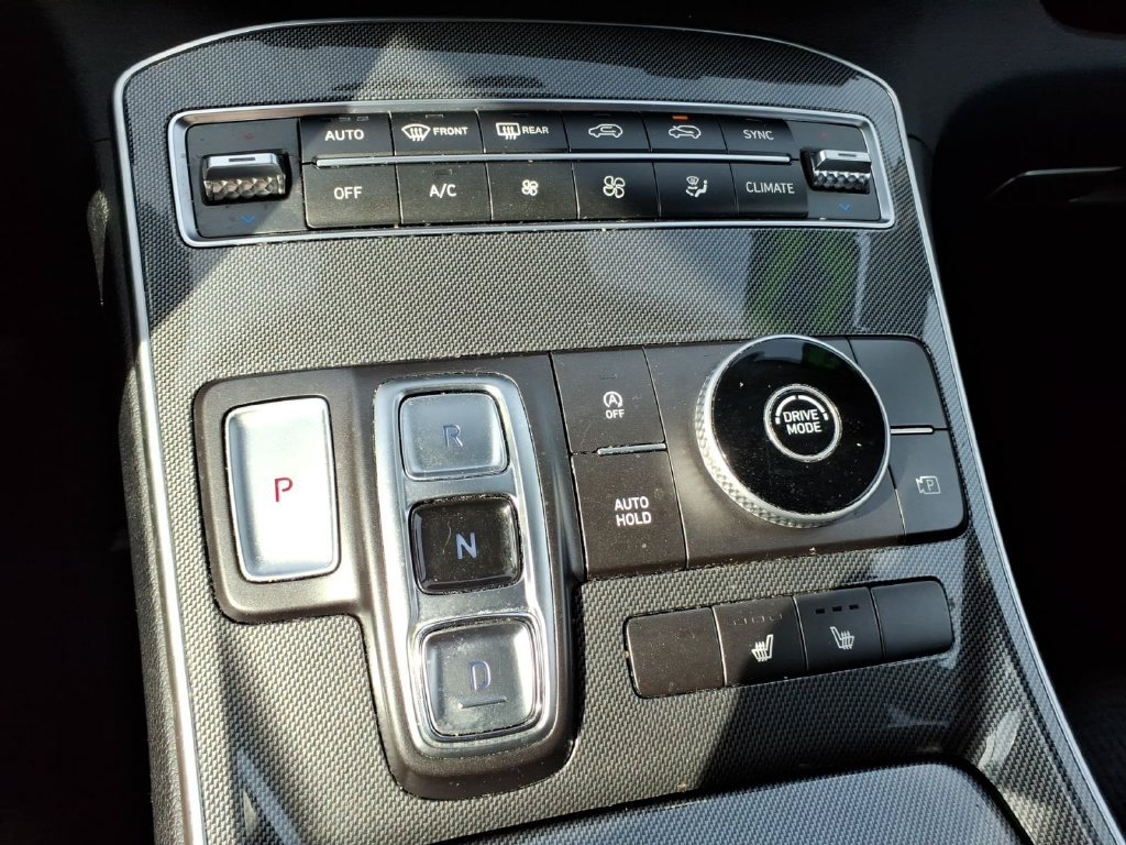 Used 2022 Hyundai Santa Fe SEL w/ Convenience Package FWD image 25