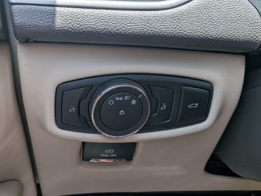 Certified 2019 Lincoln MKZ Reserve AWD/4WD image 25