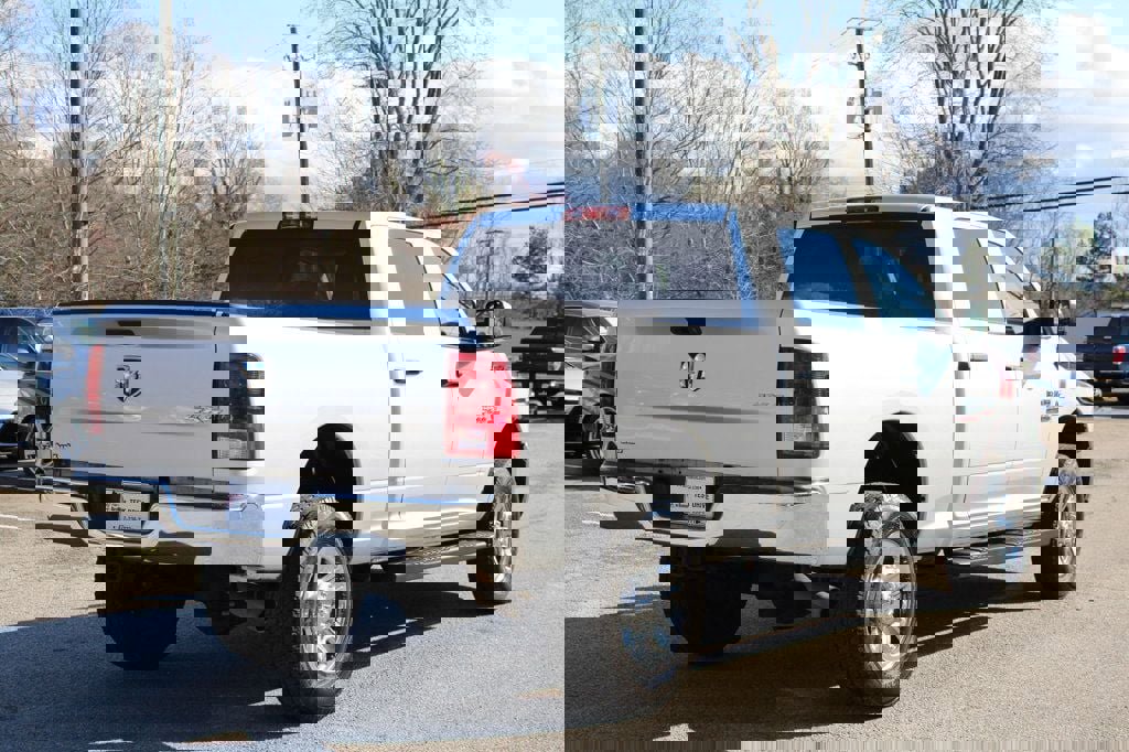 Used 2018 RAM 2500 Tradesman w/ Chrome Appearance Group image 8