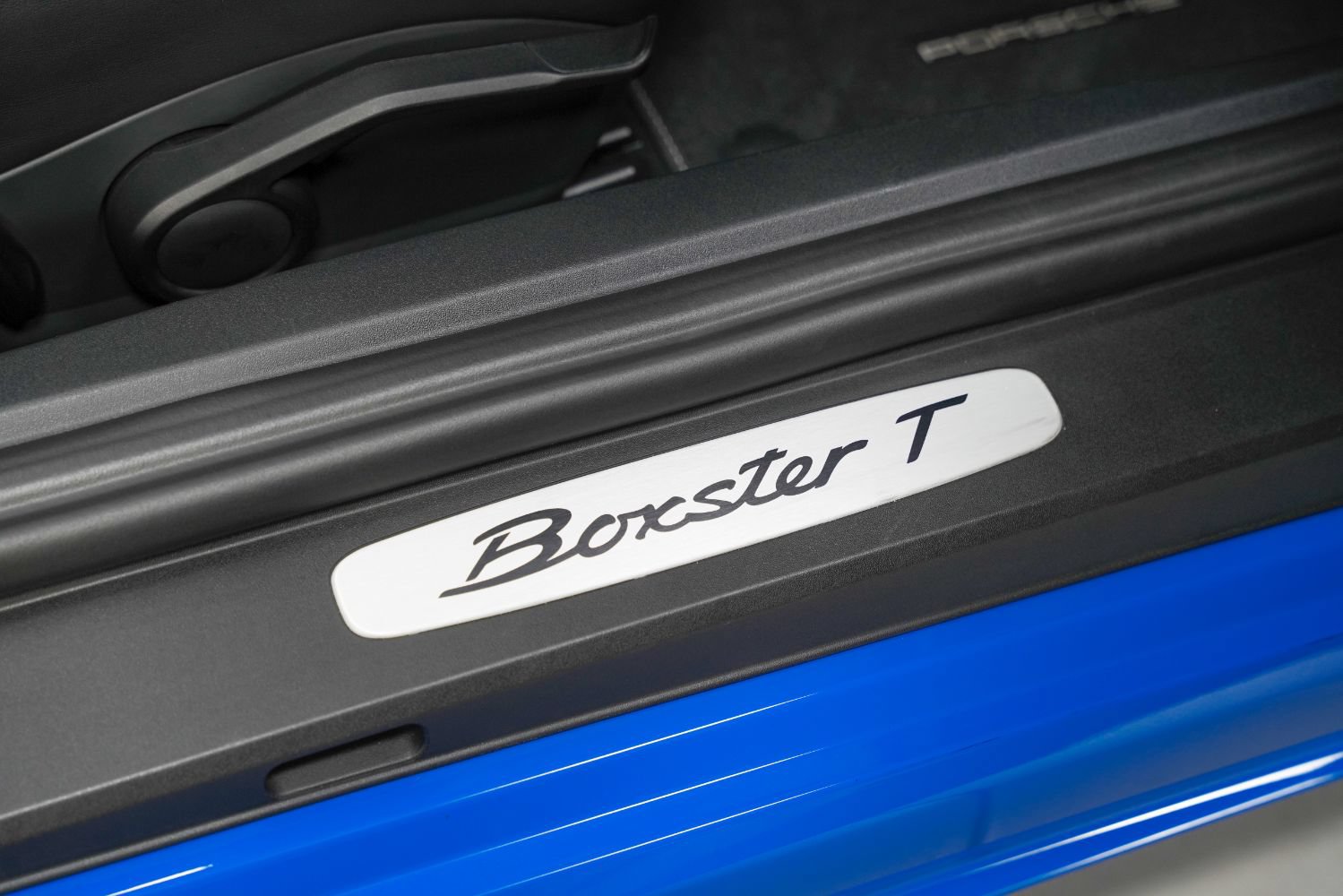 Used 2022 Porsche 718 Boxster RWD image 34