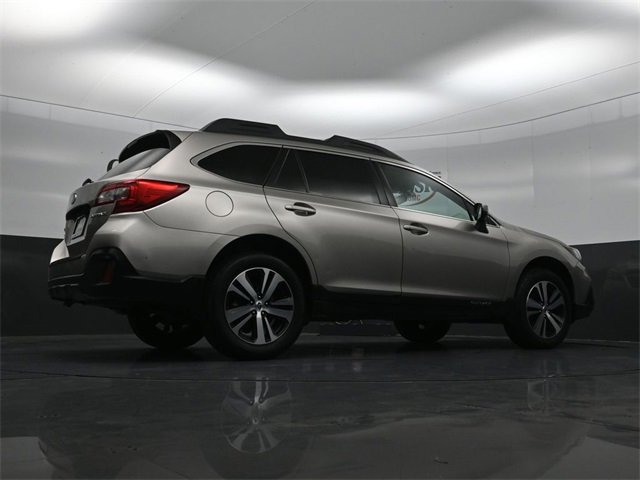 Used 2018 Subaru Outback 2.5i Limited image 28