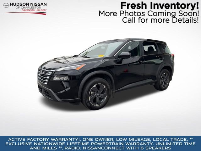 Used 2025 Nissan Rogue SV image 1