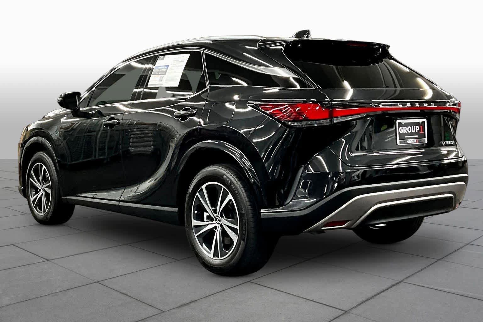 Used 2024 Lexus RX 350 FWD w/ Technology Package image 11