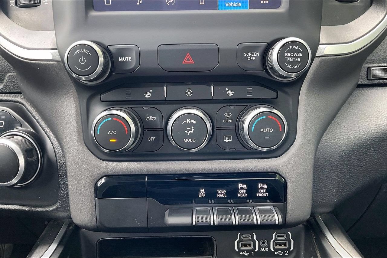 Used 2022 RAM 1500 Big Horn AWD/4WD image 17