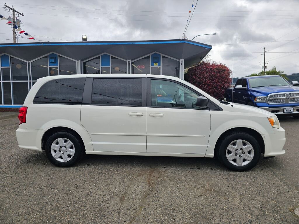 Used 2012 Dodge Grand Caravan SE FWD image 8