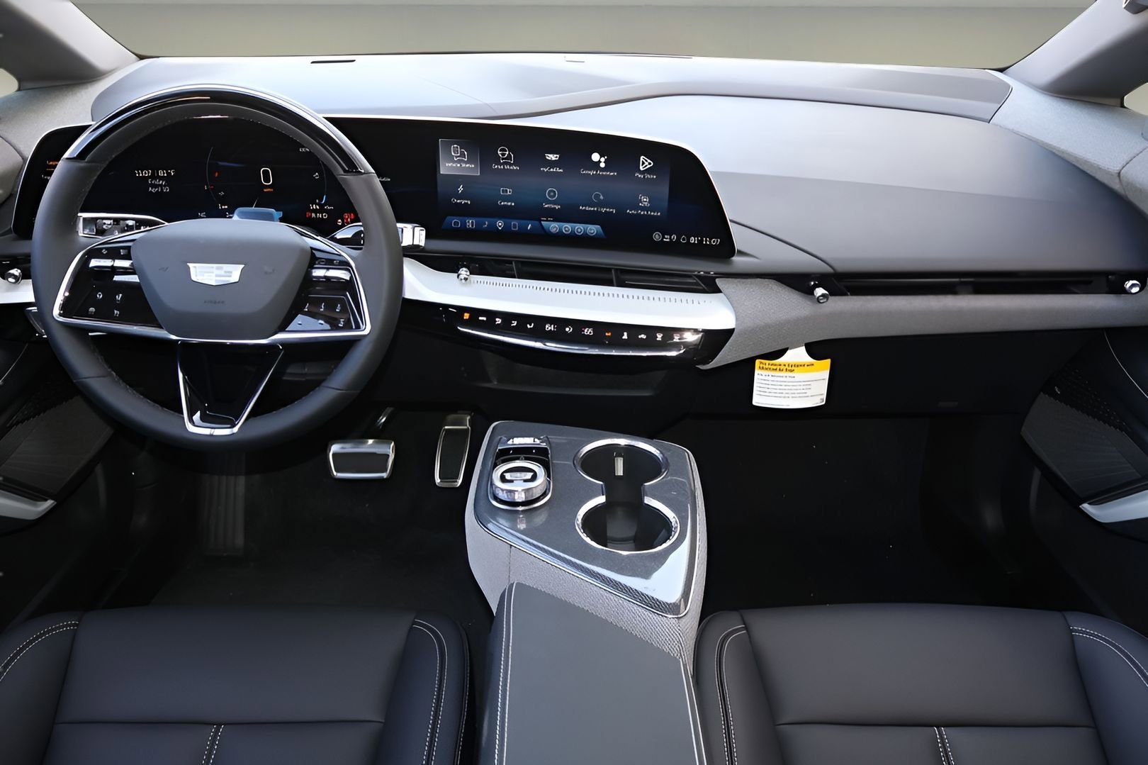 New 2026 Cadillac Optiq Luxury 1 RWD image 13
