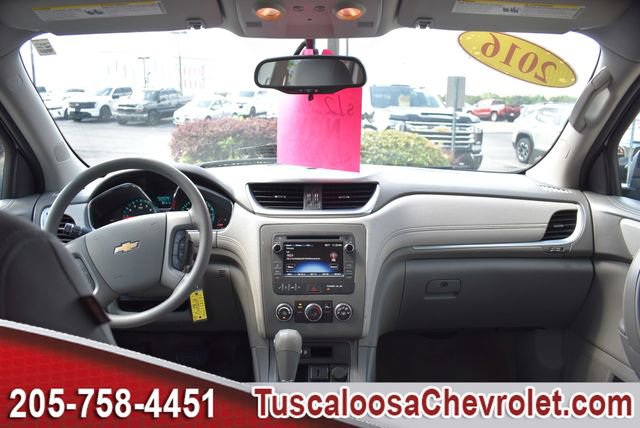 Used 2016 Chevrolet Traverse LS image 3