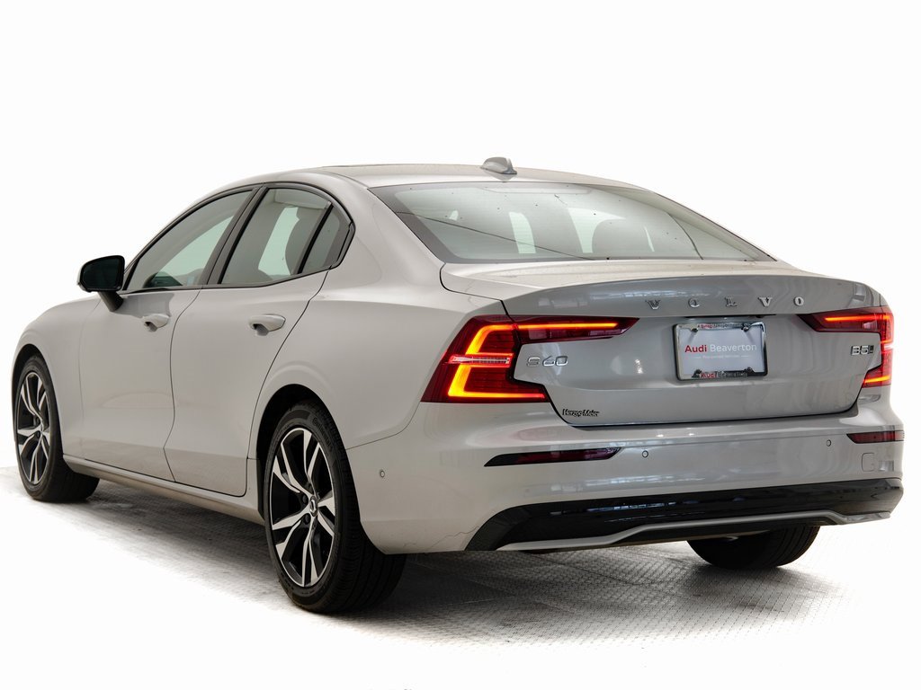 Used 2024 Volvo S60 B5 Plus image 28