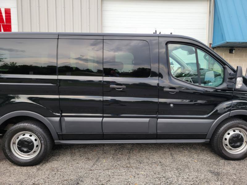 Used 2018 Ford Transit 150 XL RWD image 30