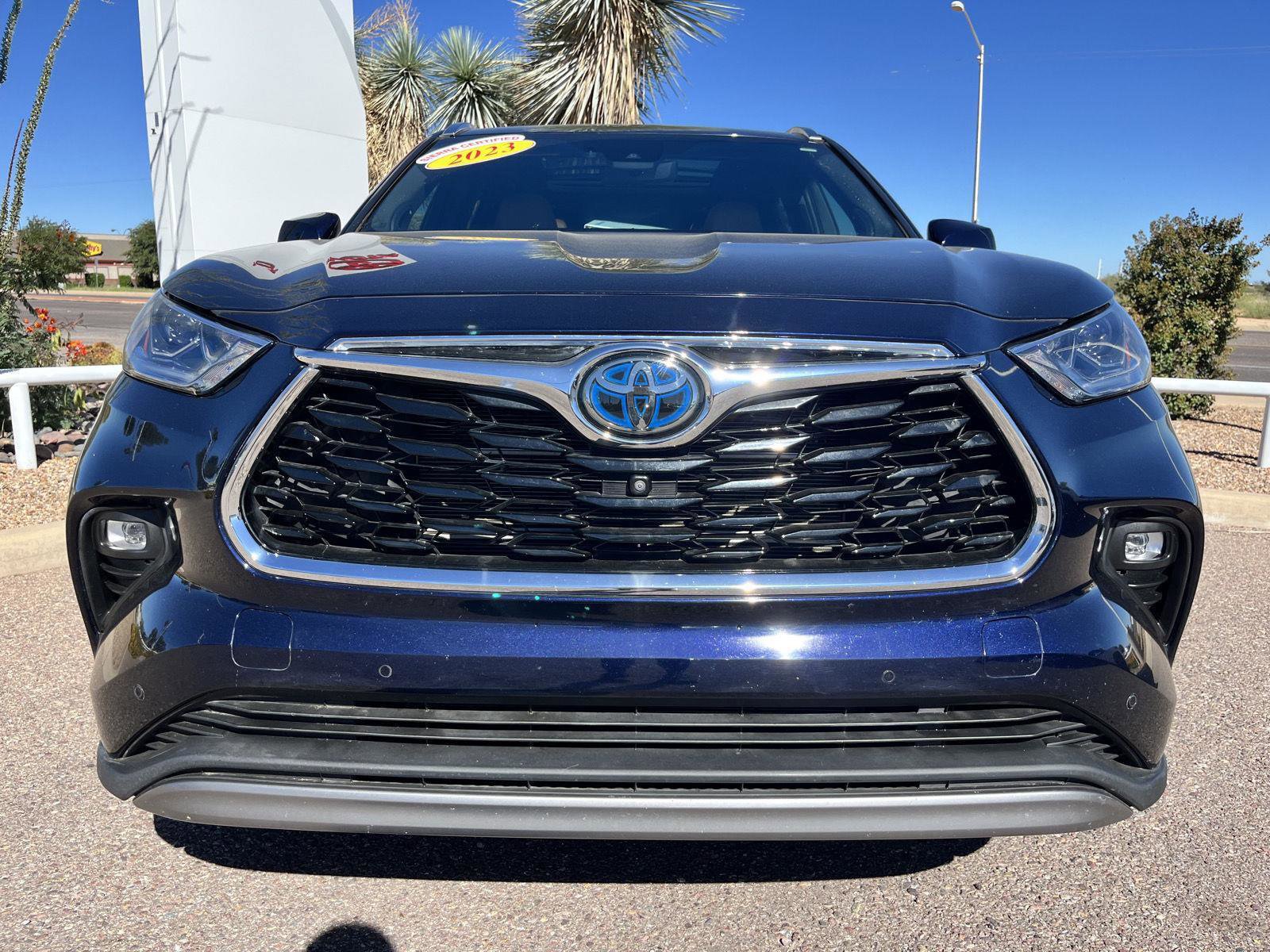 Used 2023 Toyota Highlander Platinum image 9