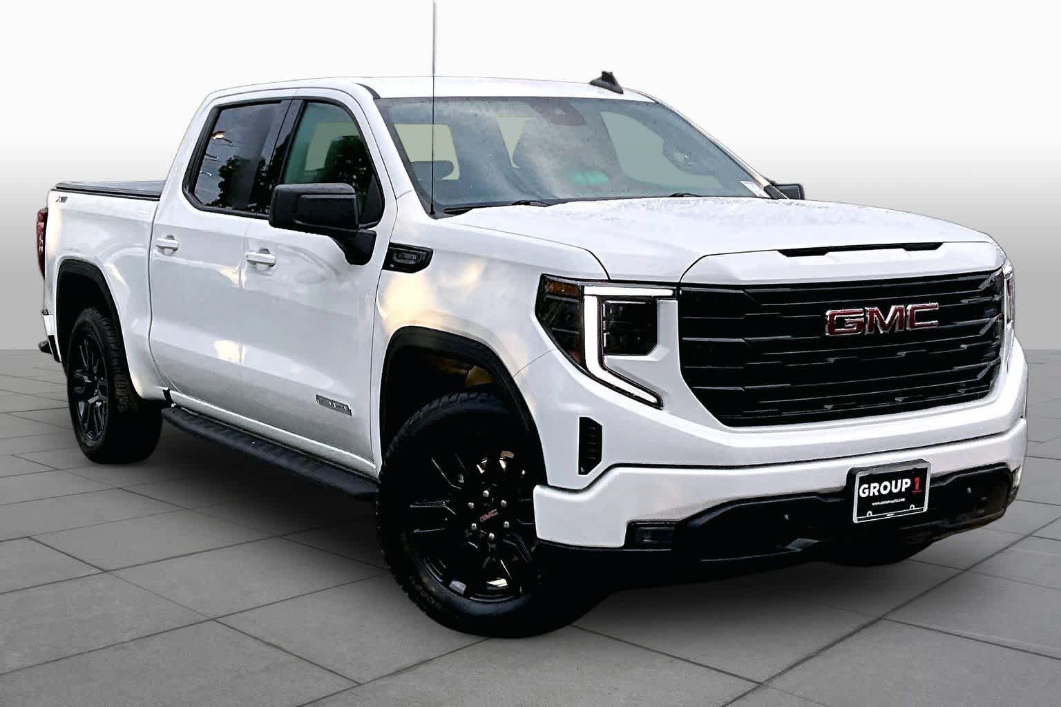 Used 2023 GMC Sierra 1500 Elevation w/ X31 Off-Road Package AWD/4WD image 3