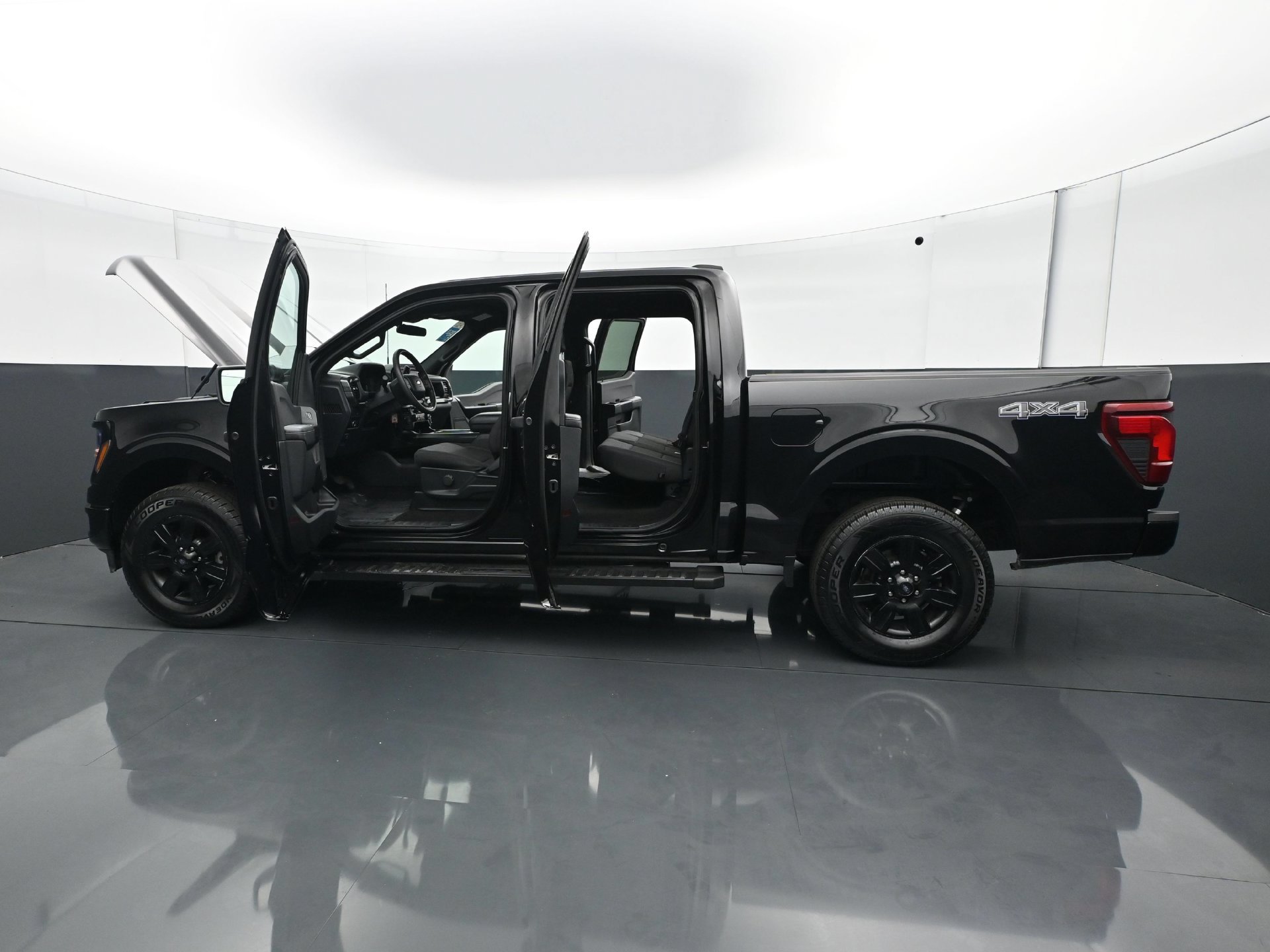 Used 2025 Ford F150 STX w/ STX Black Appearance Package AWD/4WD image 28