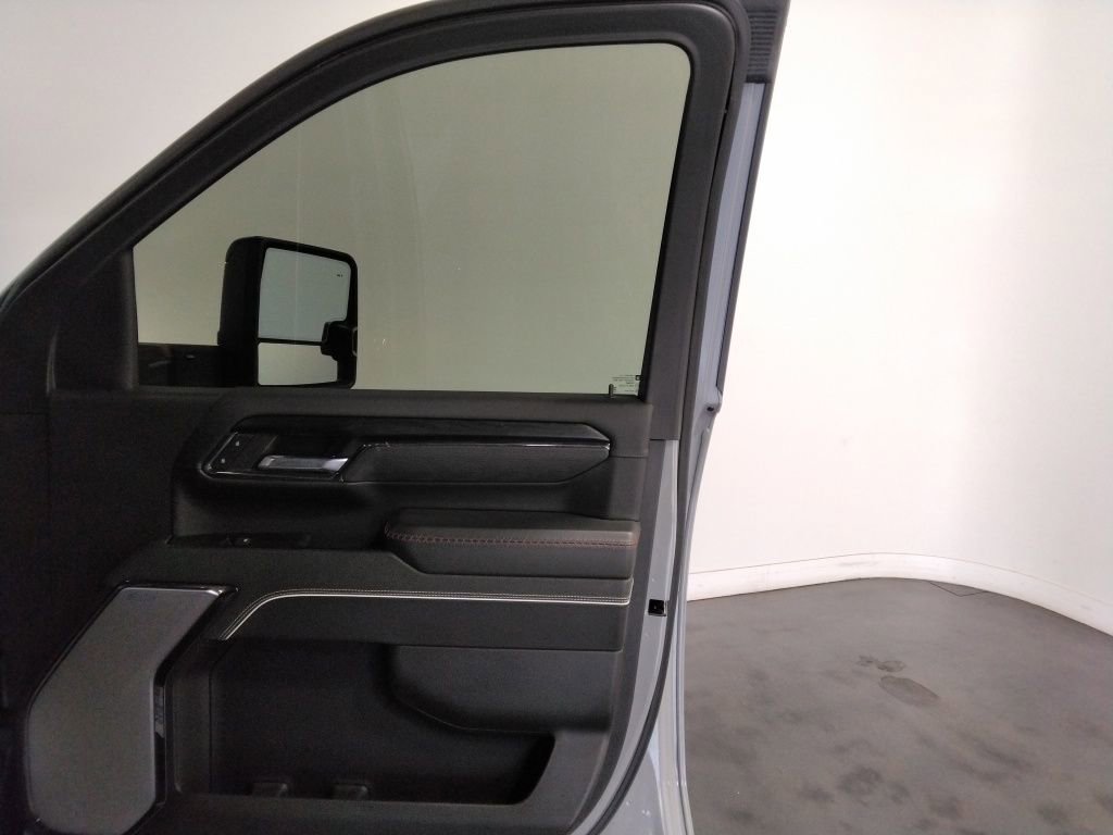 Used 2024 GMC Sierra 2500 AT4X w/ AT4X AEV Edition image 39