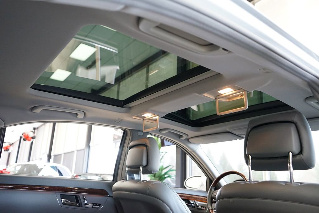 Used 2008 Mercedes-Benz S 550 4MATIC w/ AMG Sport Pkg image 42