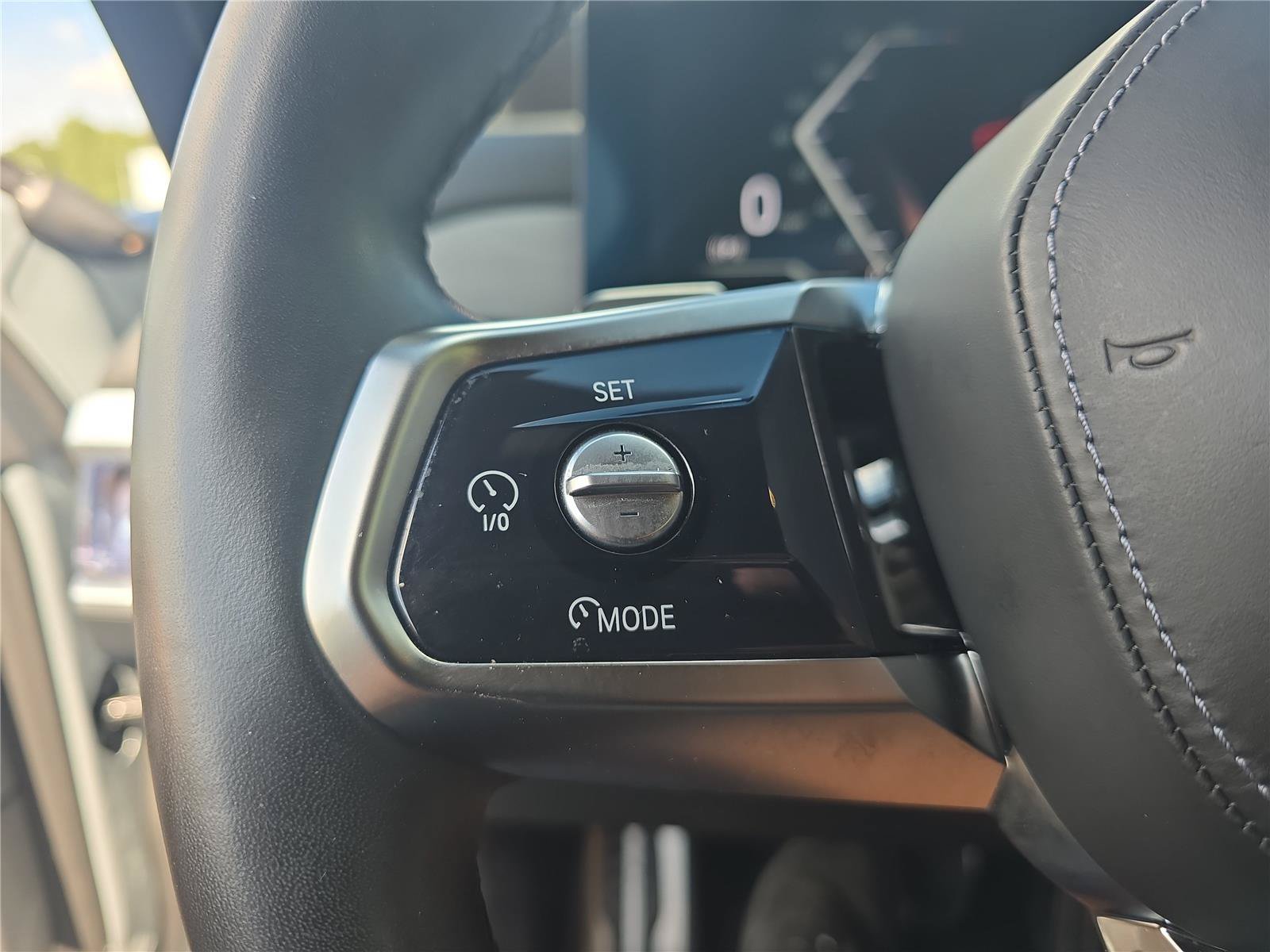 Certified 2023 BMW i7 xDrive60 w/ Luxury Rear Seating Package AWD/4WD image 24