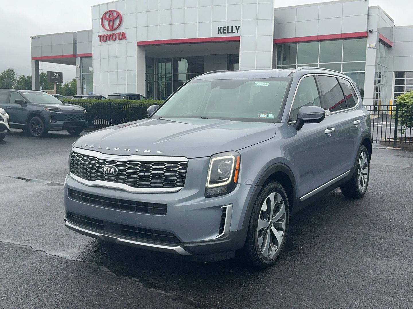 Used 2021 Kia Telluride S AWD/4WD image 1