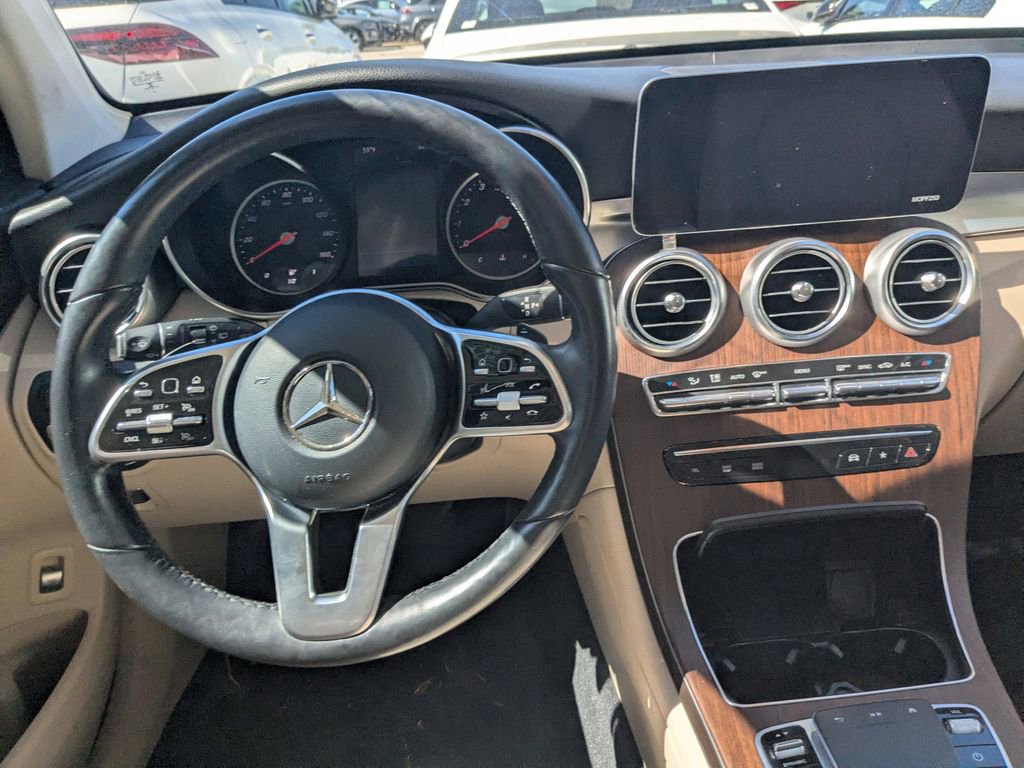 Certified 2022 Mercedes-Benz GLC 300 4MATIC image 3