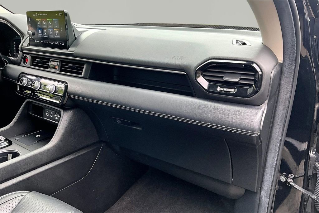 Certified 2025 Honda Pilot Elite image 19