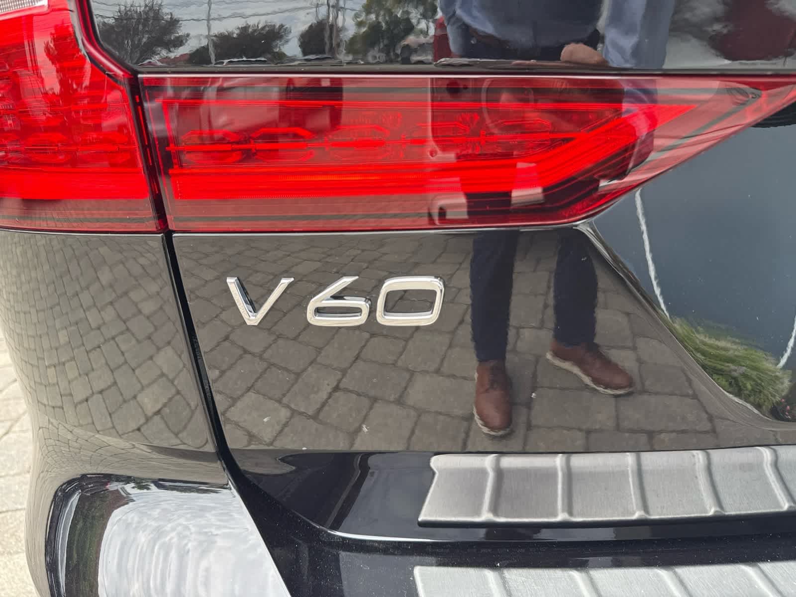 Used 2026 Volvo V60 B5 Cross Country Ultra w/ Protection Package Premier AWD/4WD image 25