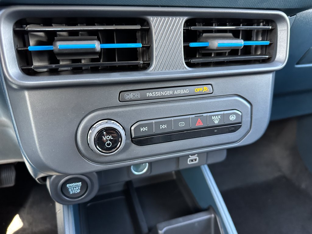 New 2026 Ford Maverick Lobo AWD/4WD image 28