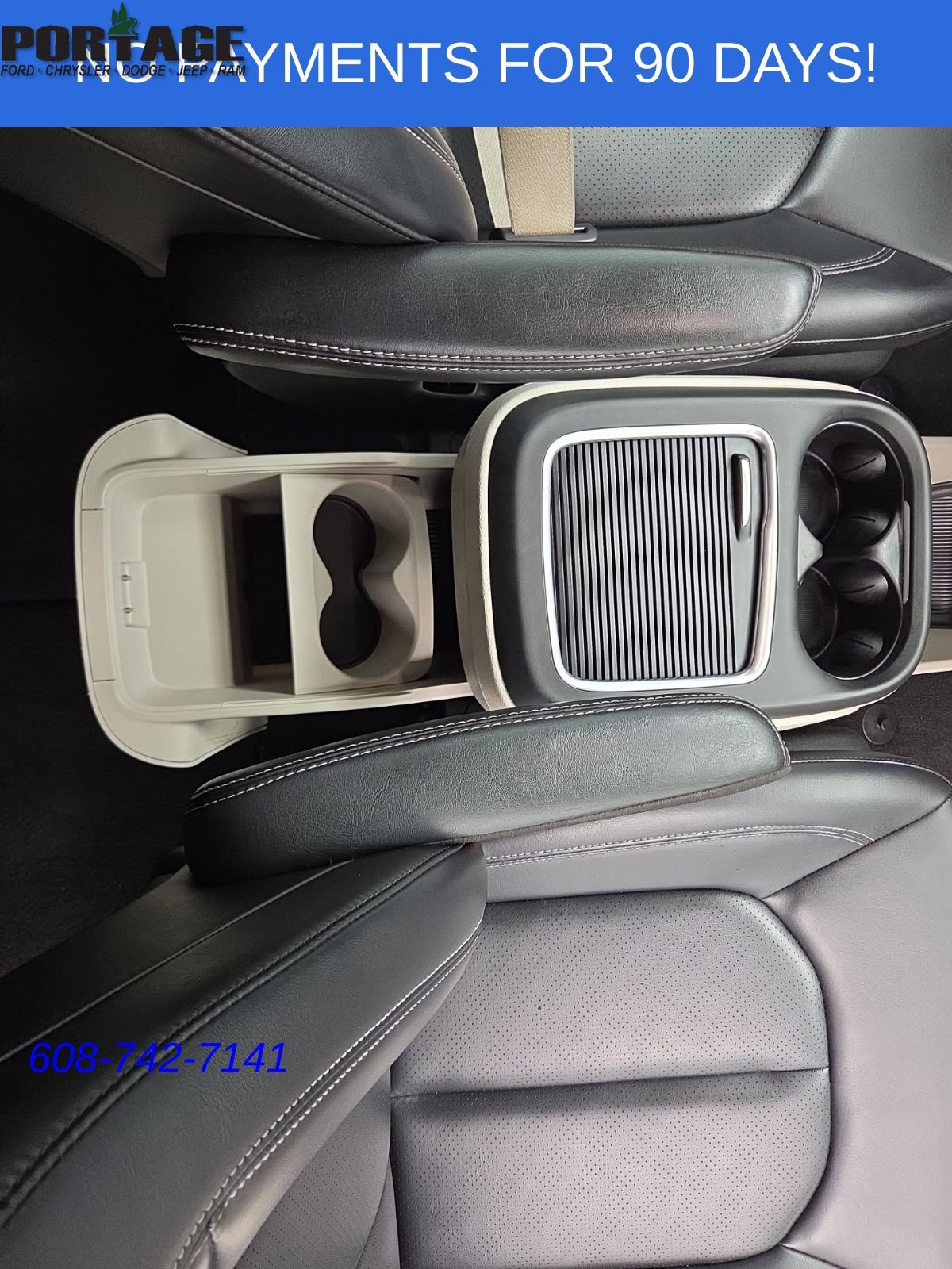 Used 2023 Chrysler Pacifica Touring-L FWD image 25