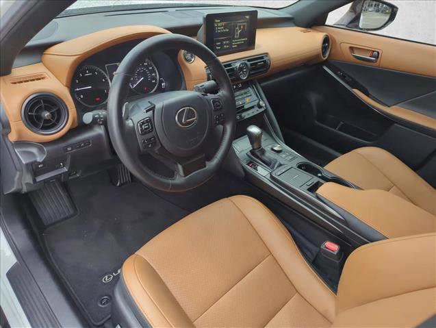Used 2024 Lexus IS 350 F Sport RWD image 9