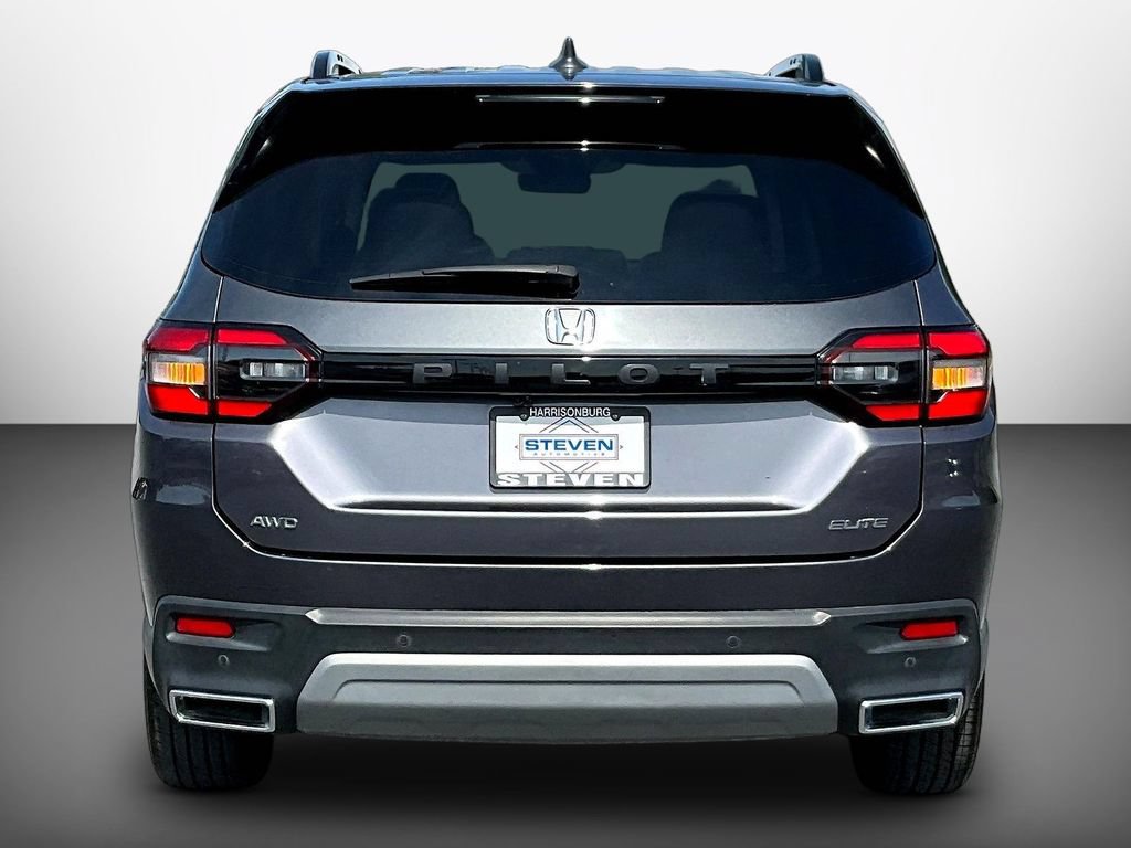 Used 2023 Honda Pilot Elite image 5