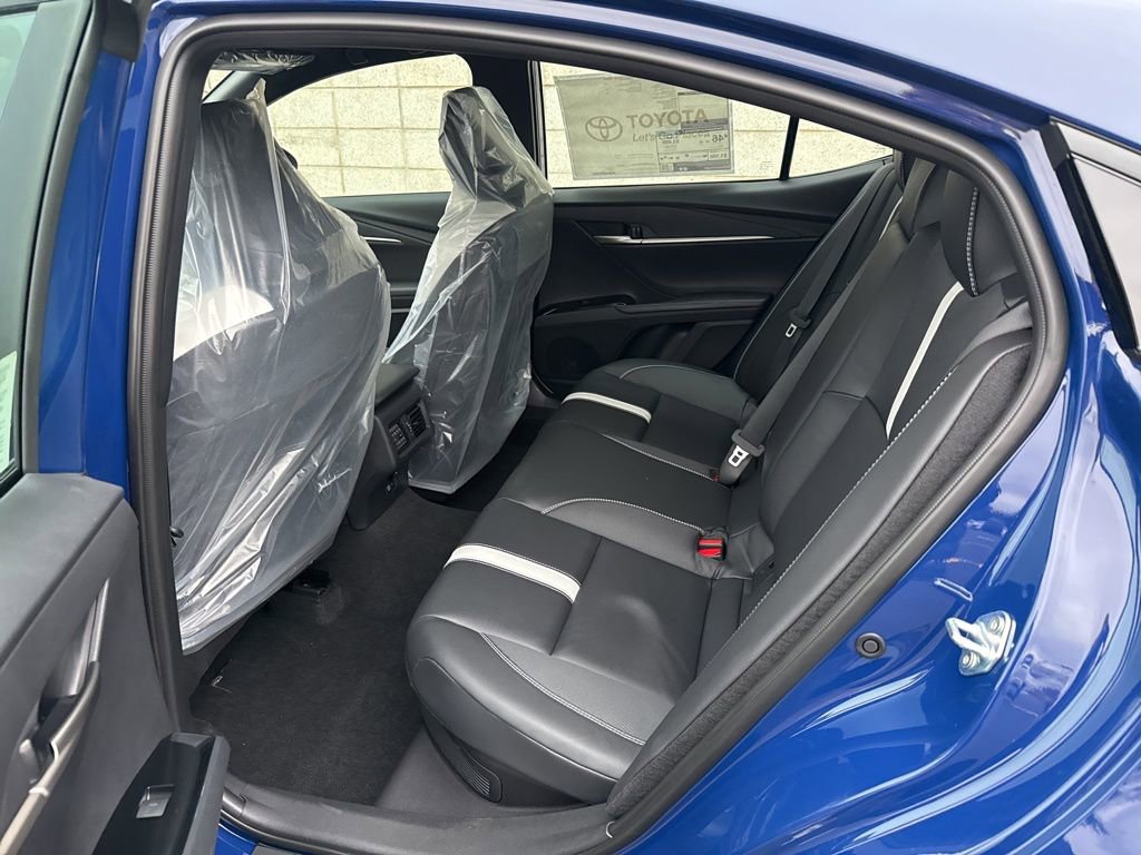 New 2026 Toyota Camry SE image 5