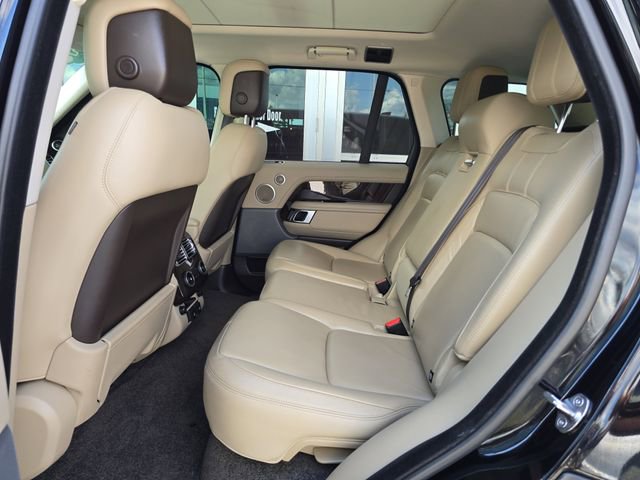 Used 2020 Land Rover Range Rover image 14