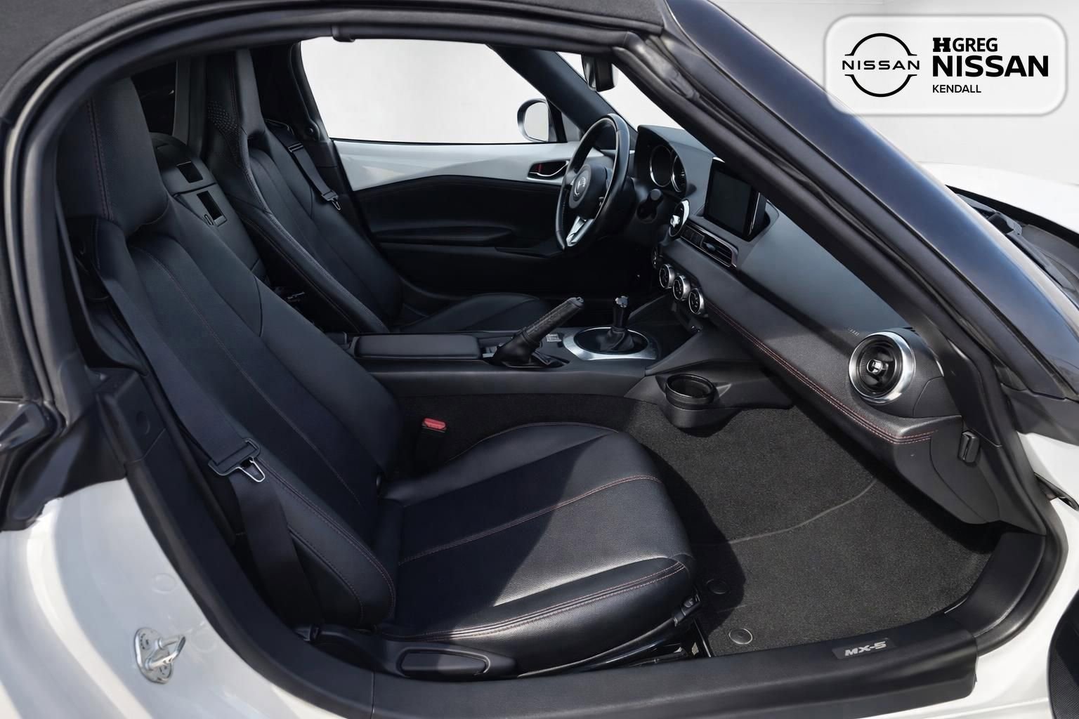 Used 2018 MAZDA MX-5 Miata Grand Touring RWD image 11