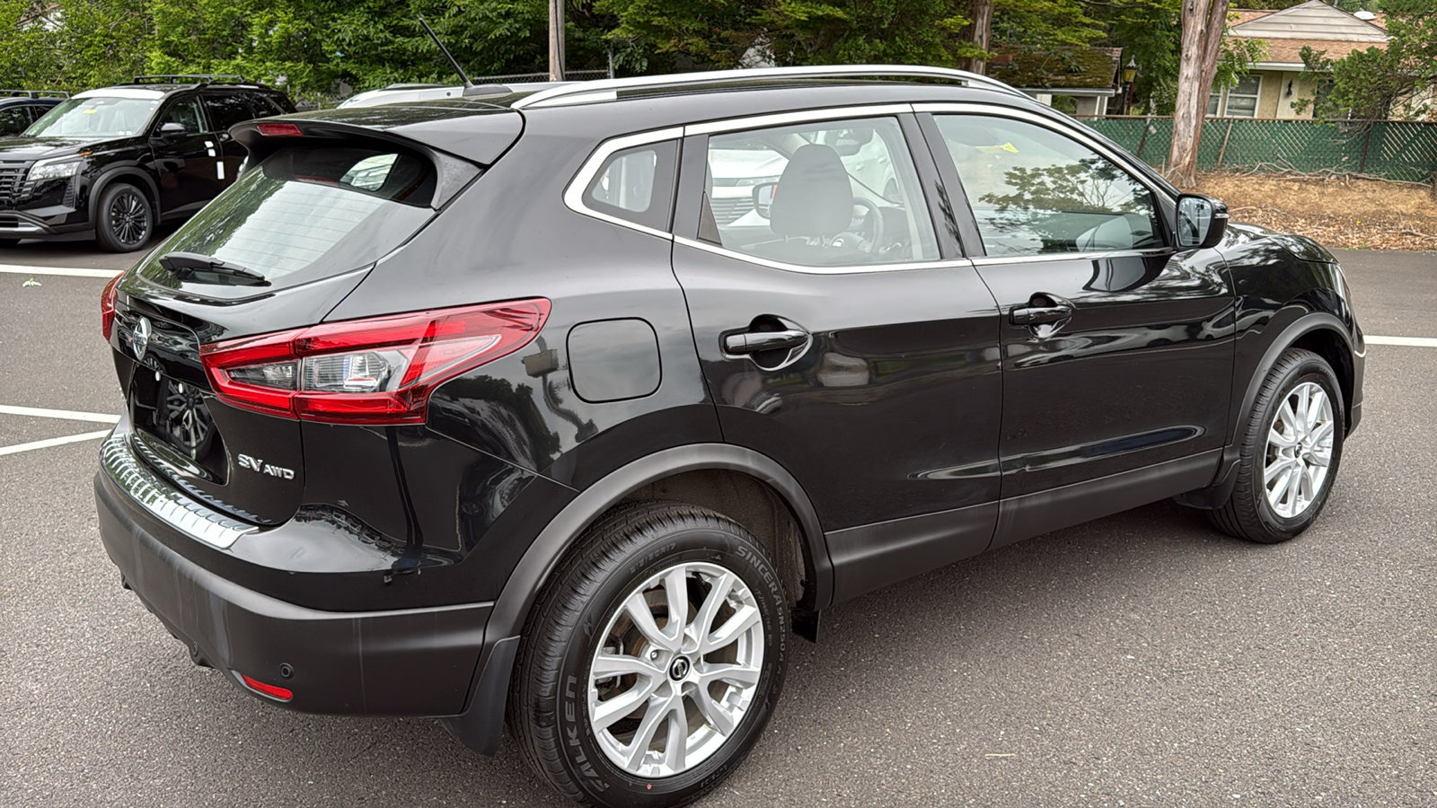 Certified 2021 Nissan Rogue Sport SV AWD/4WD image 25