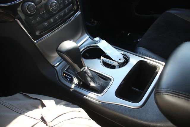 Used 2020 Jeep Grand Cherokee Altitude AWD/4WD image 11