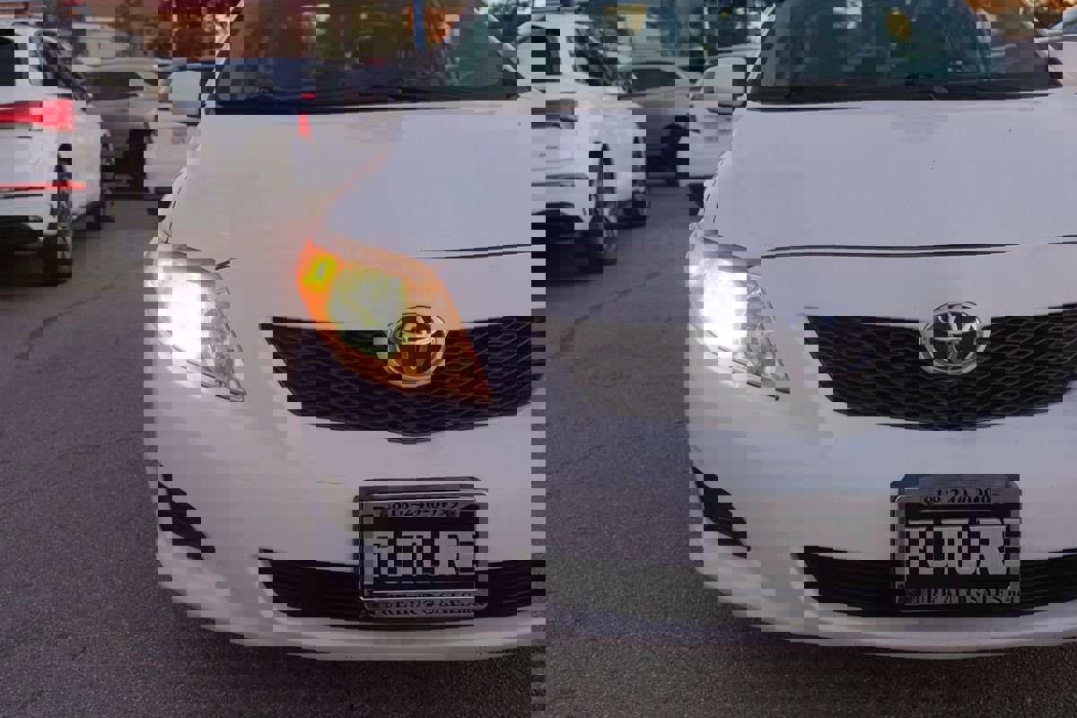 Used 2009 Toyota Corolla LE image 2