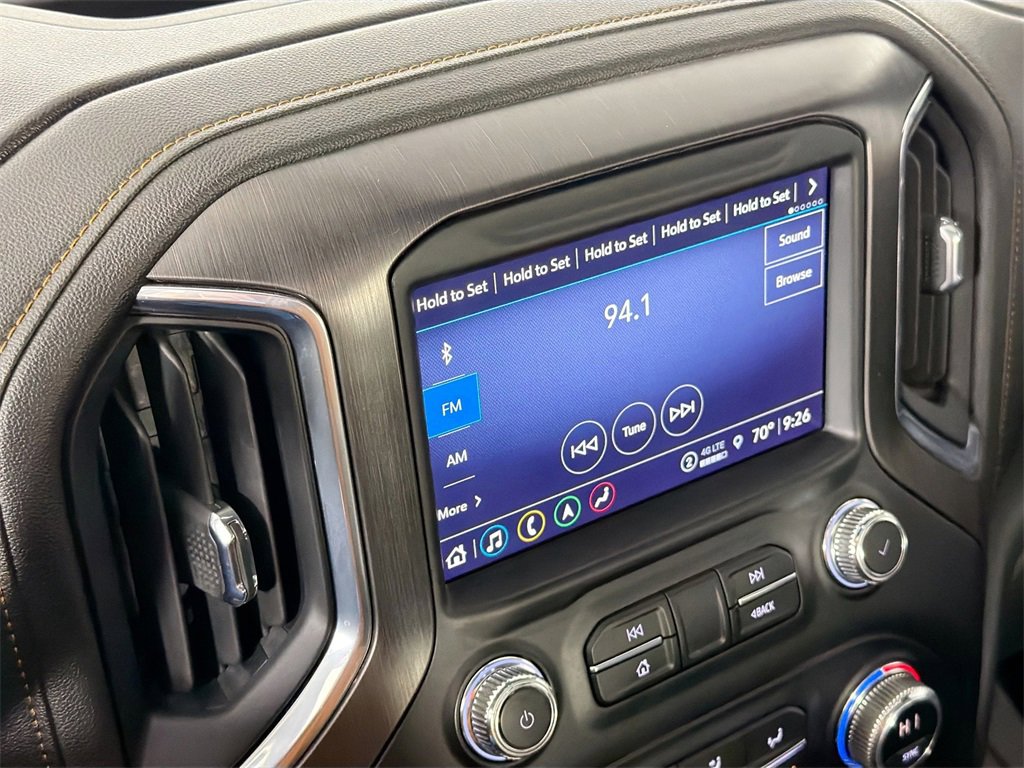 Used 2023 GMC Sierra 2500 AT4 w/ AT4 Preferred Package image 15