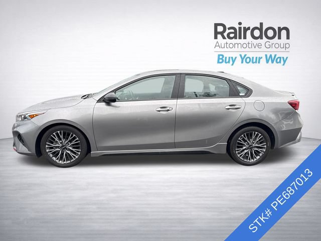 Used 2023 Kia Forte GT-Line w/ GT-Line Premium Package FWD image 4