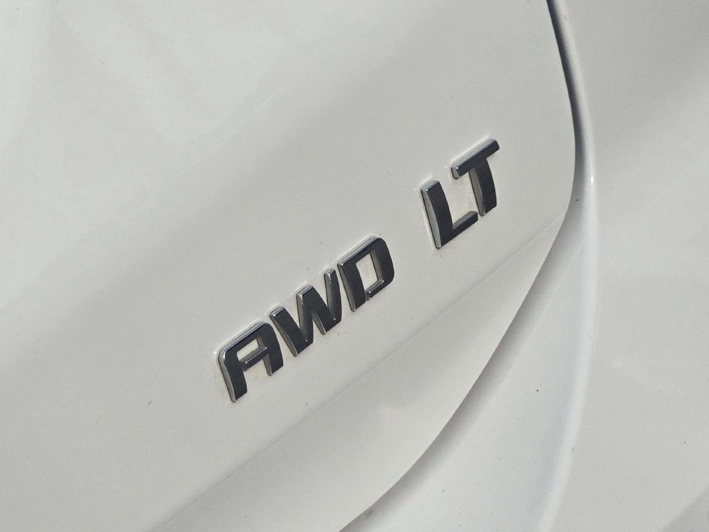 Used 2023 Chevrolet Equinox LT w/ LPO, Floor Liner Package AWD/4WD image 11