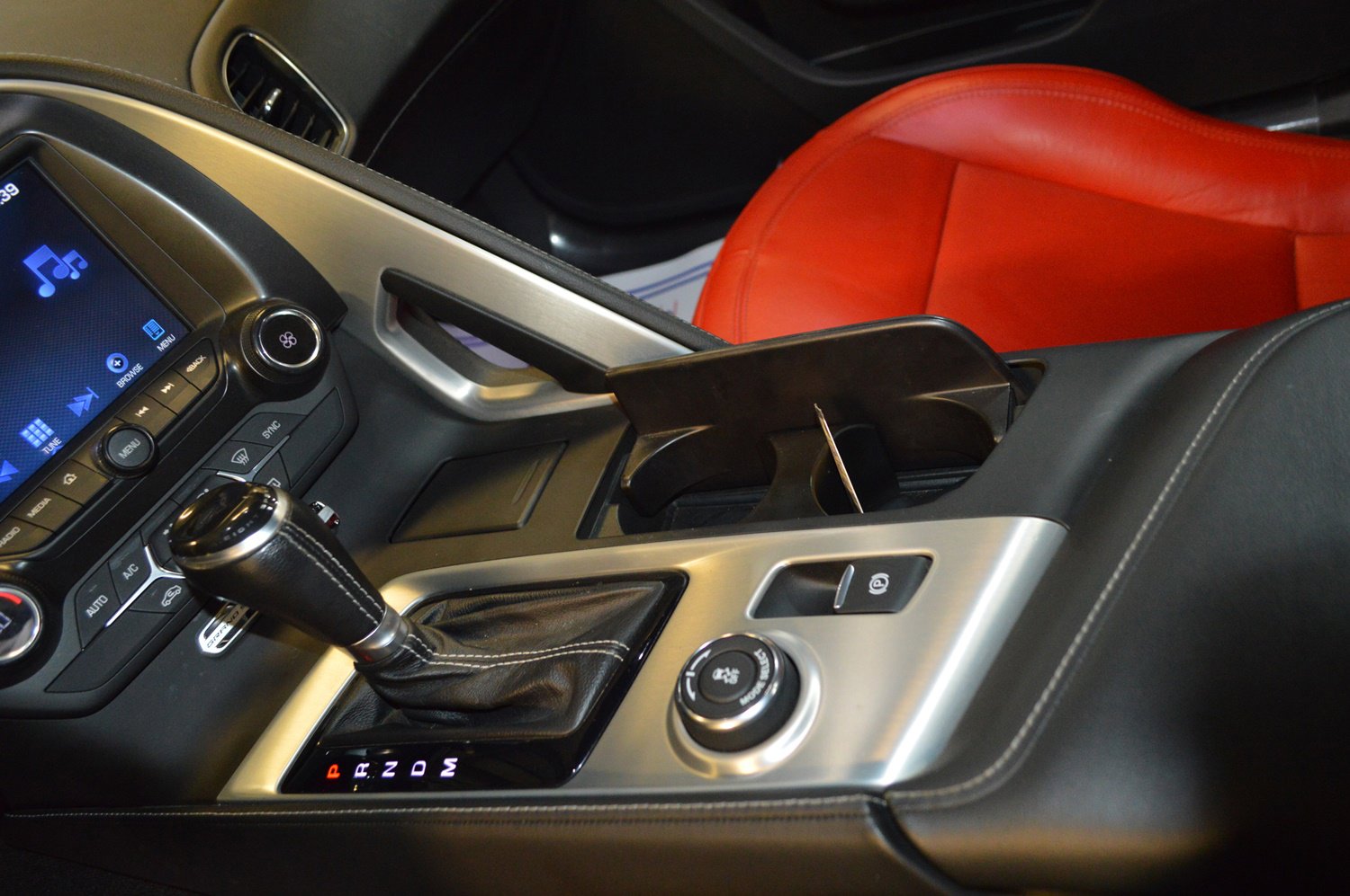 Used 2019 Chevrolet Corvette Grand Sport w/ Carbon Flash Badge Package image 20