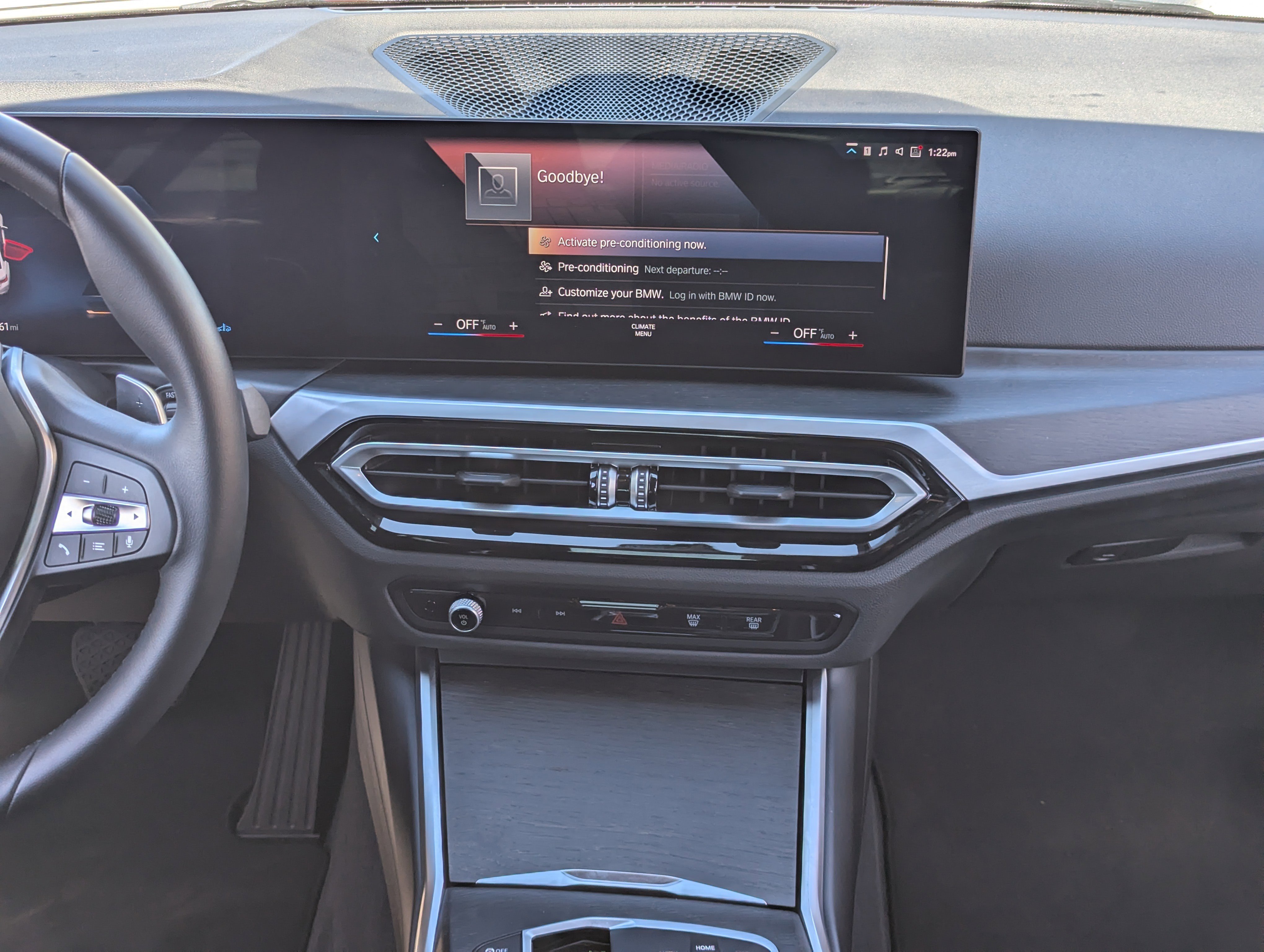 Used 2023 BMW 330i 330i w/ Driving Assistance Package image 17