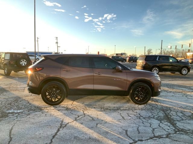 Used 2023 Chevrolet Blazer LT w/ Driver Confidence Package image 6