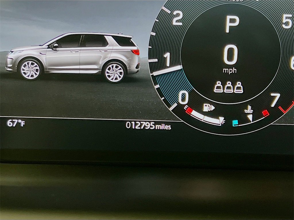 Used 2024 Land Rover Discovery Sport S image 13